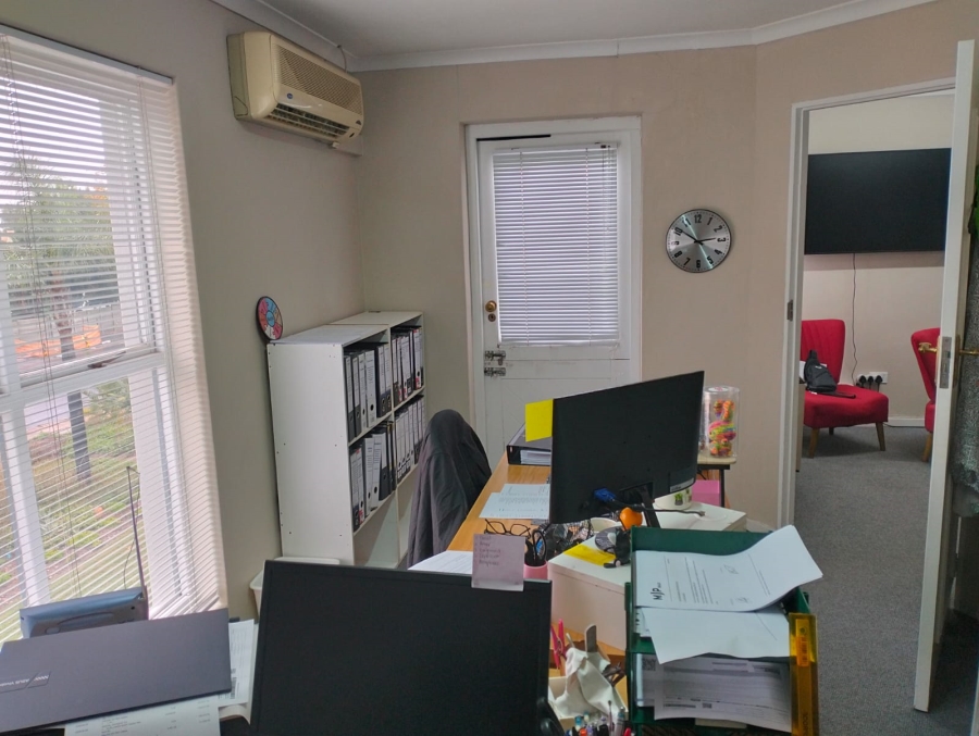 To Let Commercial Property for Rent in Durbanville Western Cape